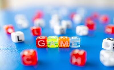  board games and mind stimulating games for people with frontal lobe dementia 